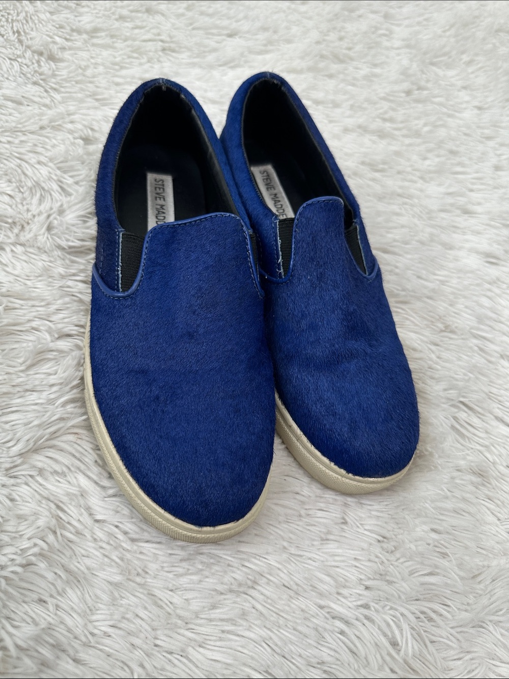👛 Steve Madden Pony Hair Ecentric Sneaker